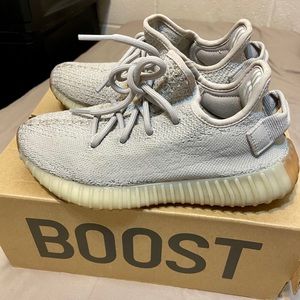 Yeezy boost 350 v2 sesame